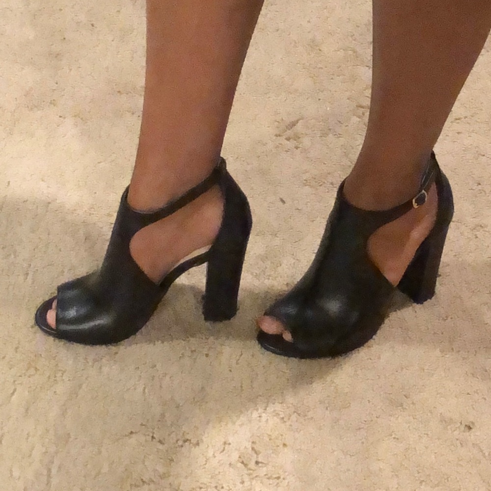 Black leather heeled sandals peep toe